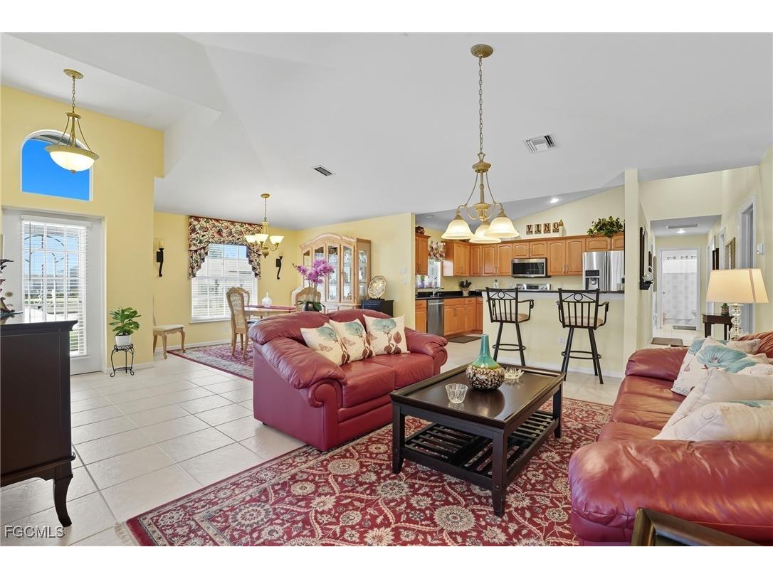 841 Charlemagne Boulevard Naples FL 34112 225043393 image10