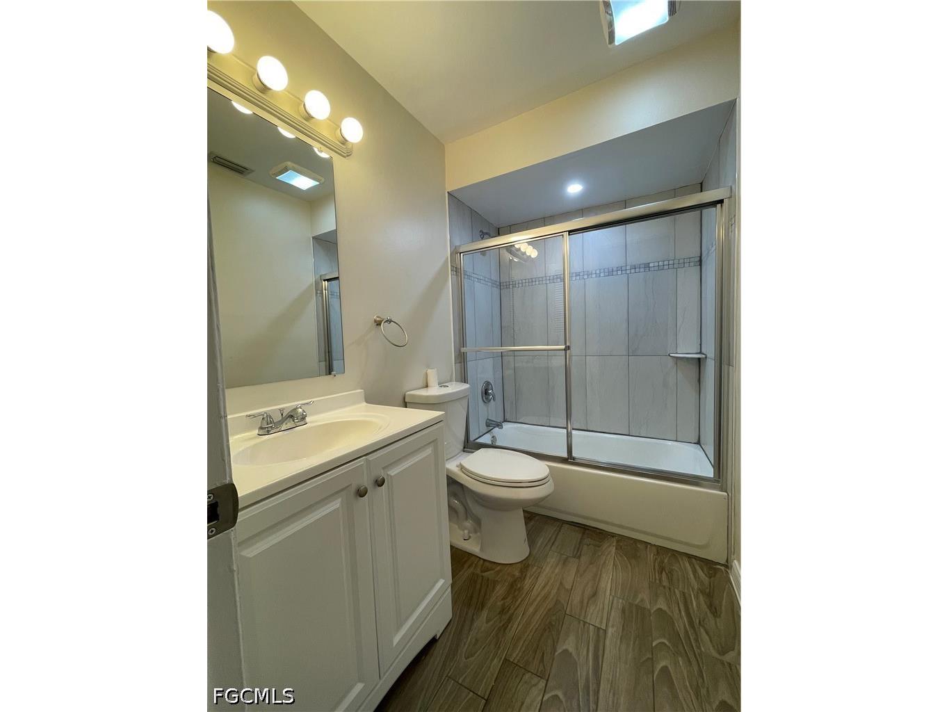 841 Gleason Parkway #2 Cape Coral FL 33914 2026022015 image9