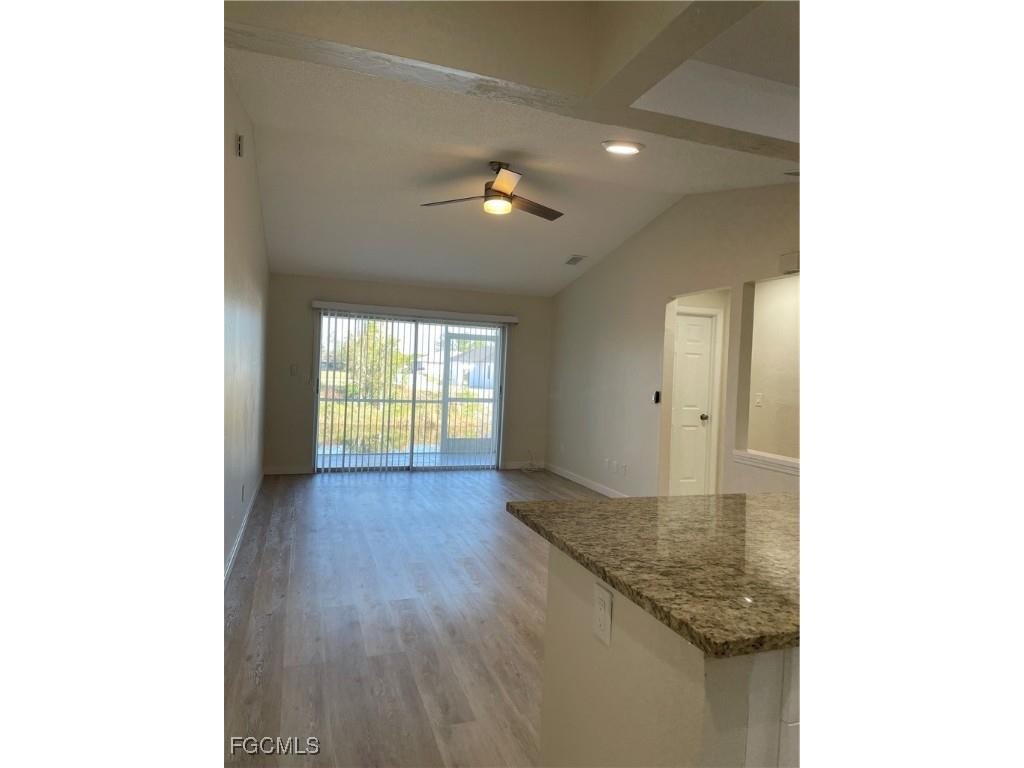 841 Gleason Parkway #5 Cape Coral FL 33914 2025008441 image11
