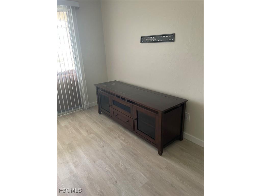 841 Gleason Parkway #5 Cape Coral FL 33914 2025008441 image13