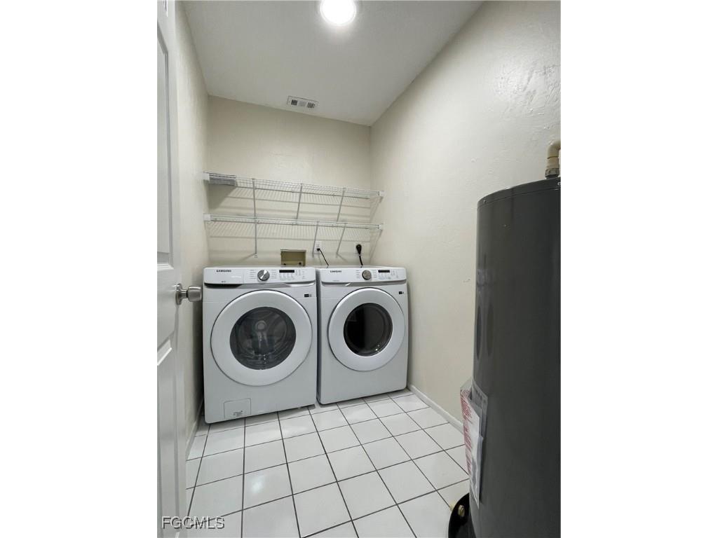 841 Gleason Parkway #5 Cape Coral FL 33914 2025008441 image5