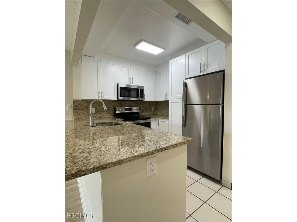 841 Gleason Parkway #5 Cape Coral FL 33914 2025008441 image6