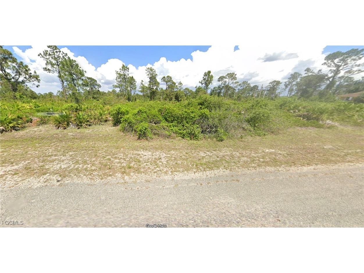 841 Harbour Avenue S Lehigh Acres FL 33974 2025011094 image1