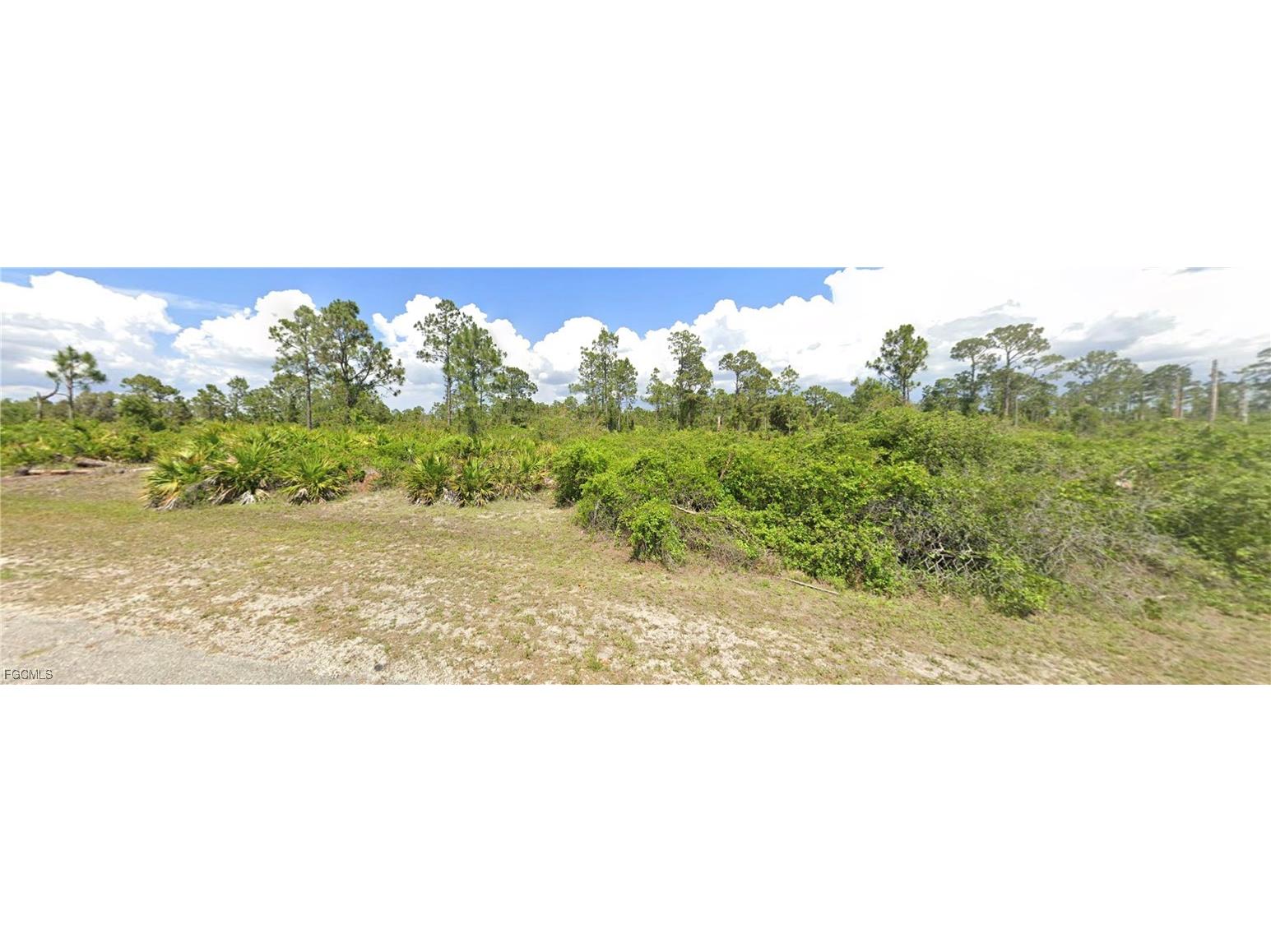 841 Harbour Avenue S Lehigh Acres FL 33974 2025011094 image2