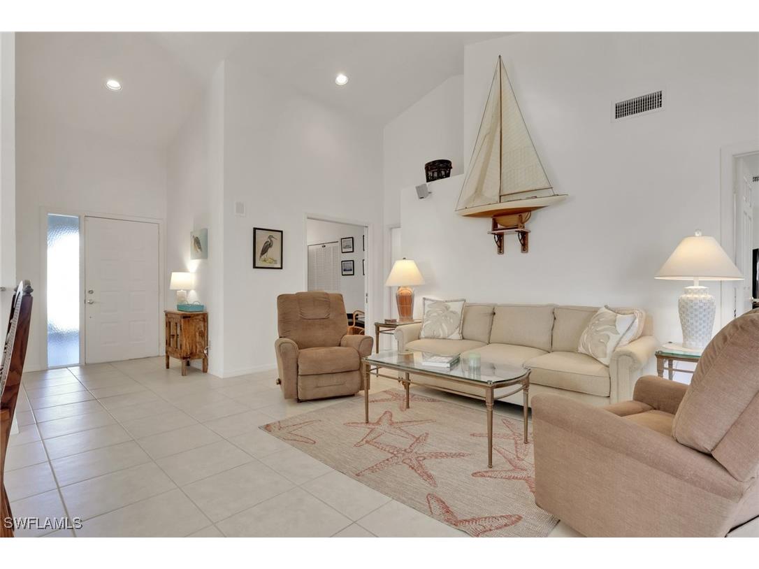 841 Kings Way Naples FL 34104 225076700 image16