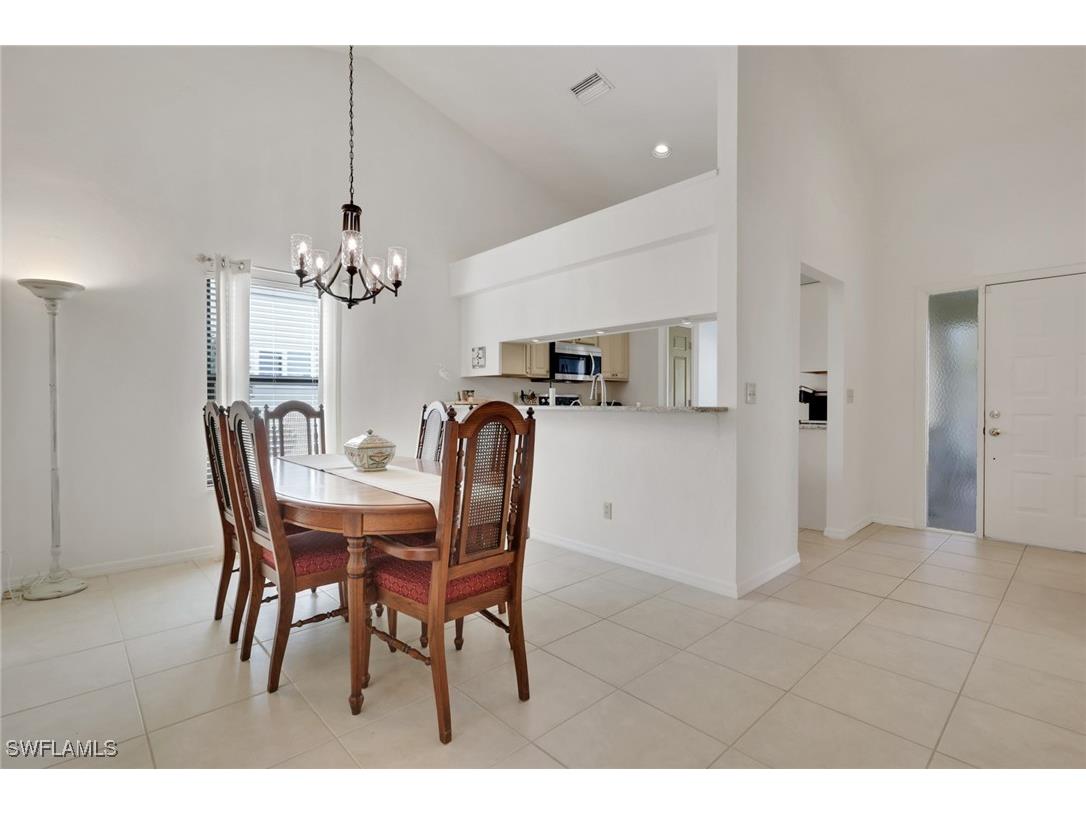 841 Kings Way Naples FL 34104 225076700 image9