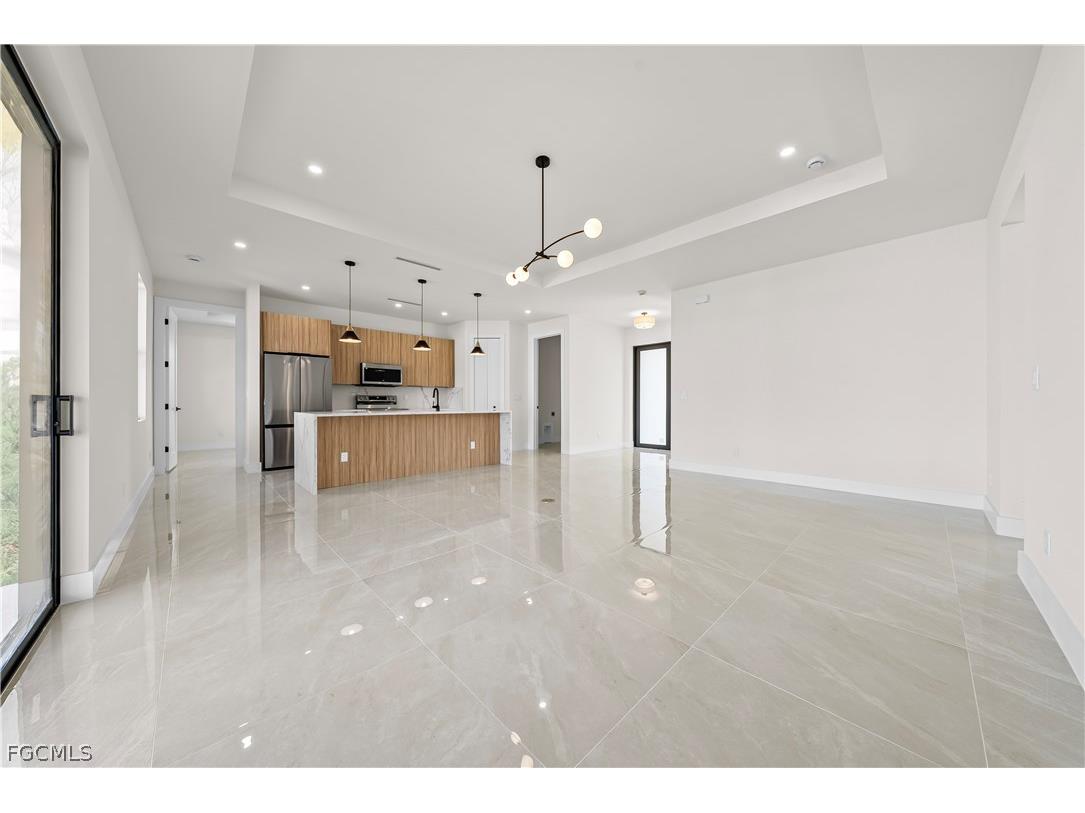 841 Nimitz Boulevard Lehigh Acres FL 33974 2026008306 image3
