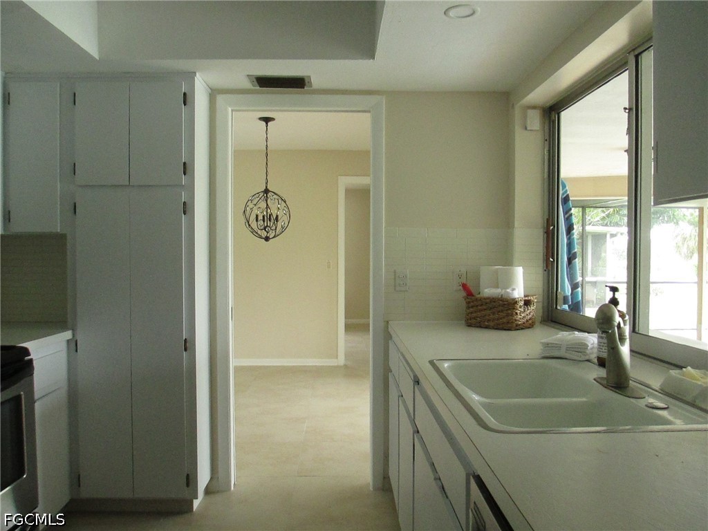 841 SE 41st Street Cape Coral FL 33904 2026029959 image5