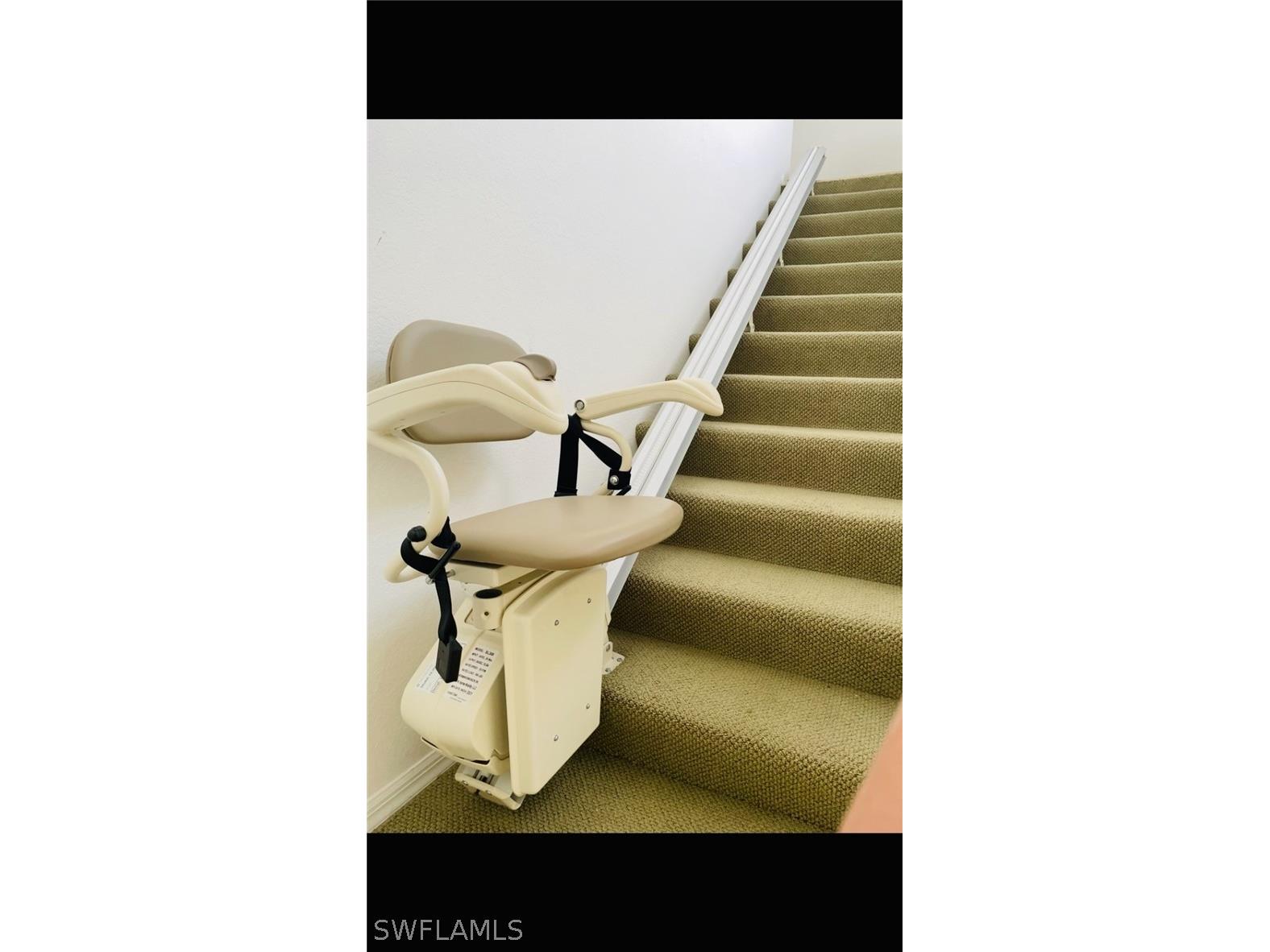 841 Tanbark Drive #201 Naples FL 34108 226002340 image6