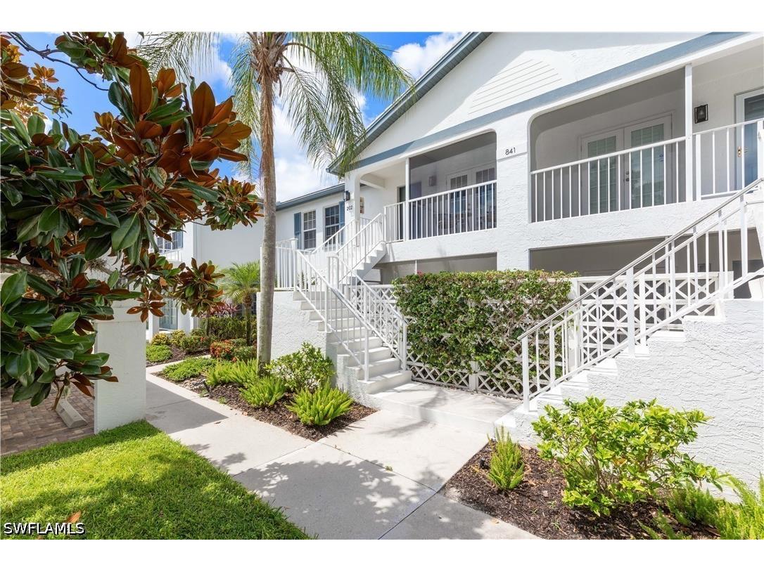 841 Tanbark Drive #202 Naples FL 34108 226023284 image14