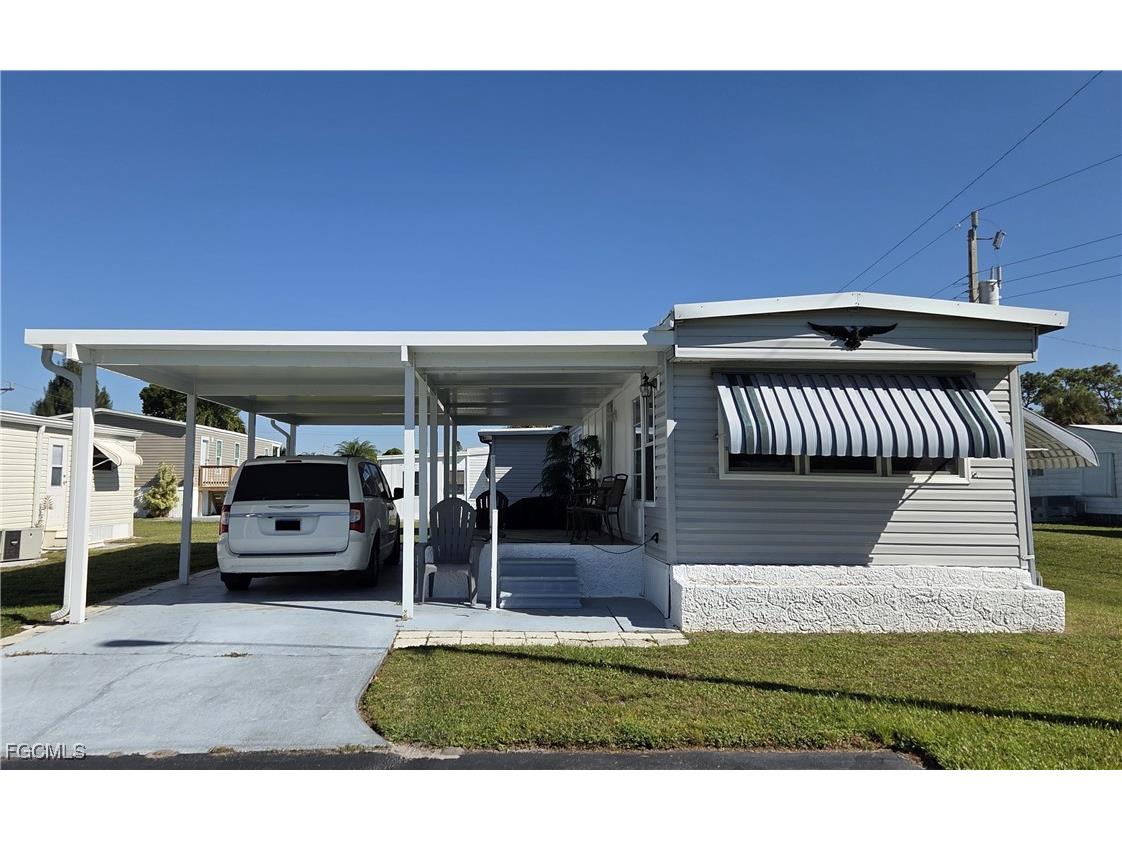 841 Winterest Drive North Fort Myers FL 33917 2025020513 image1