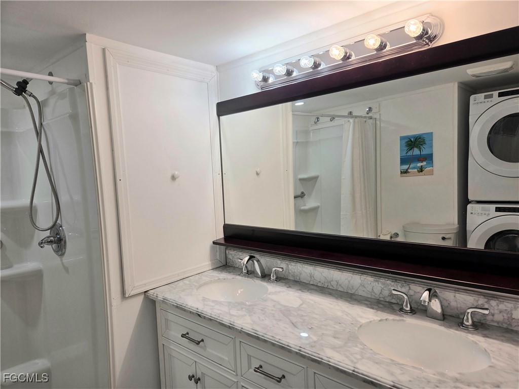 841 Winterest Drive North Fort Myers FL 33917 2025020513 image14