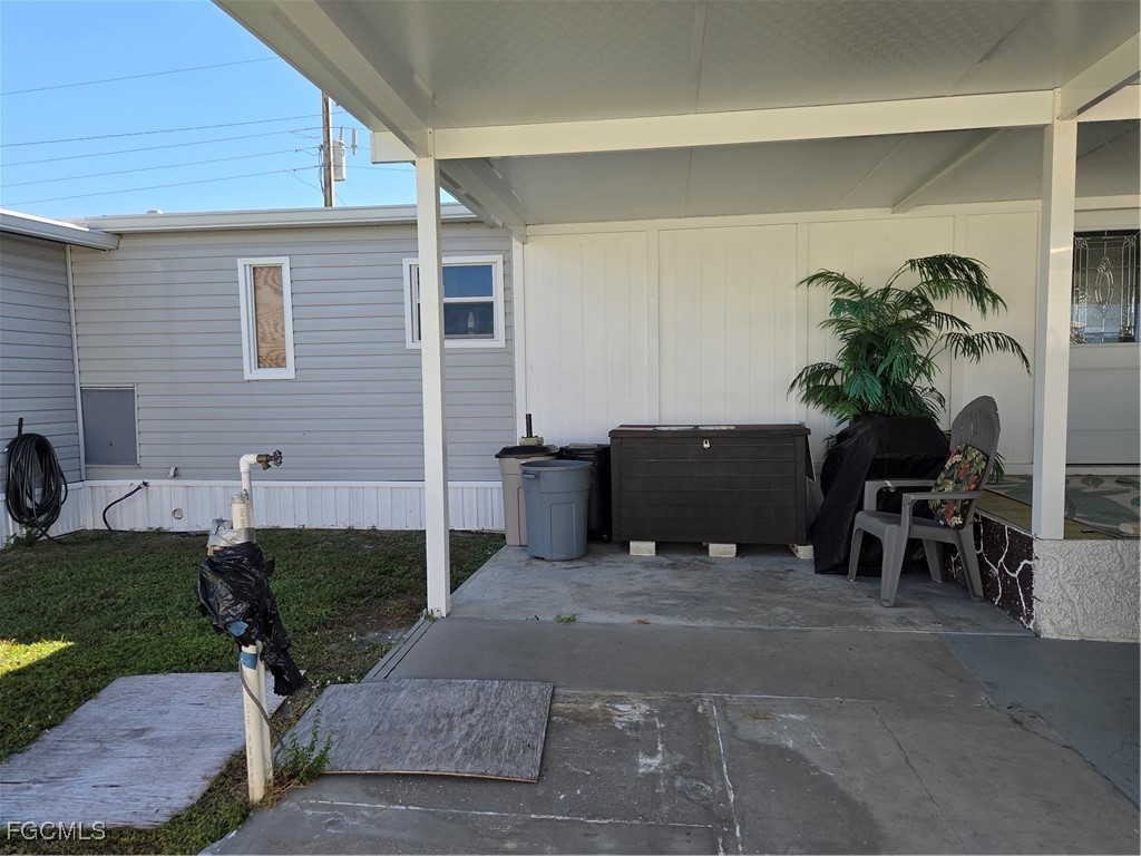 841 Winterest Drive North Fort Myers FL 33917 2025020513 image19