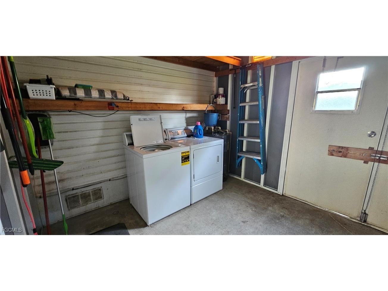 8410 Wagon Wheel Circle North Fort Myers FL 33917 2025021086 image16