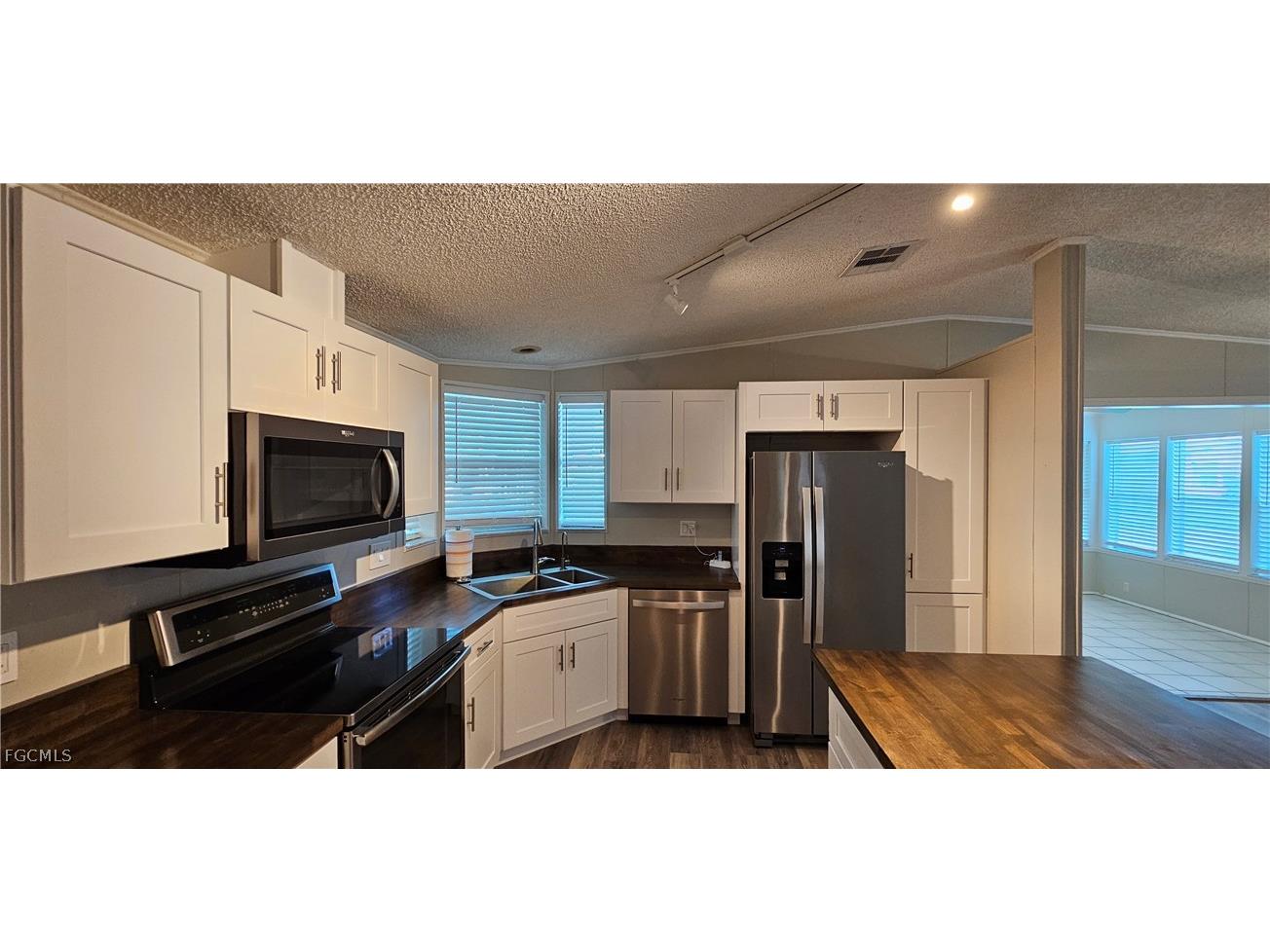 8410 Wagon Wheel Circle North Fort Myers FL 33917 2026008792 image8