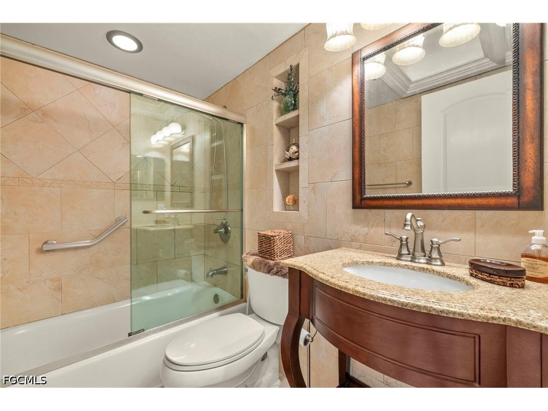 8411 Charter Club Circle #1 Fort Myers FL 33919 2026017675 image23
