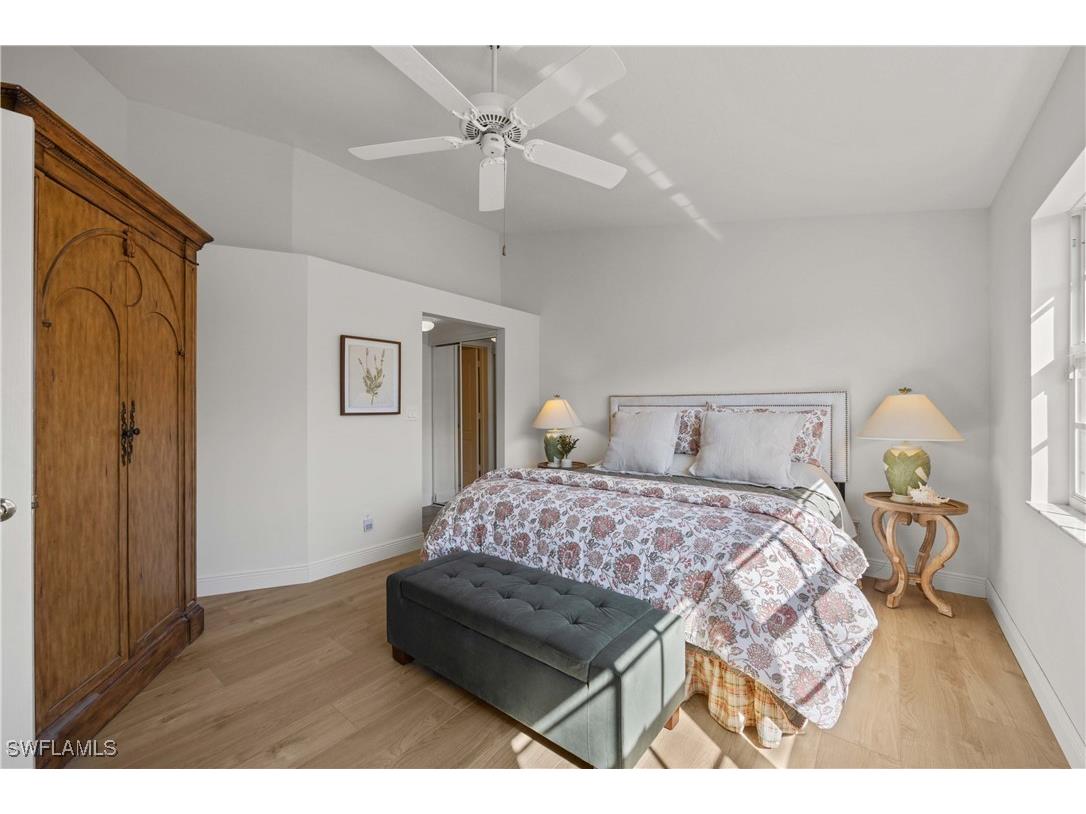 8415 Excalibur Circle #B10 Naples FL 34108 225066104 image14