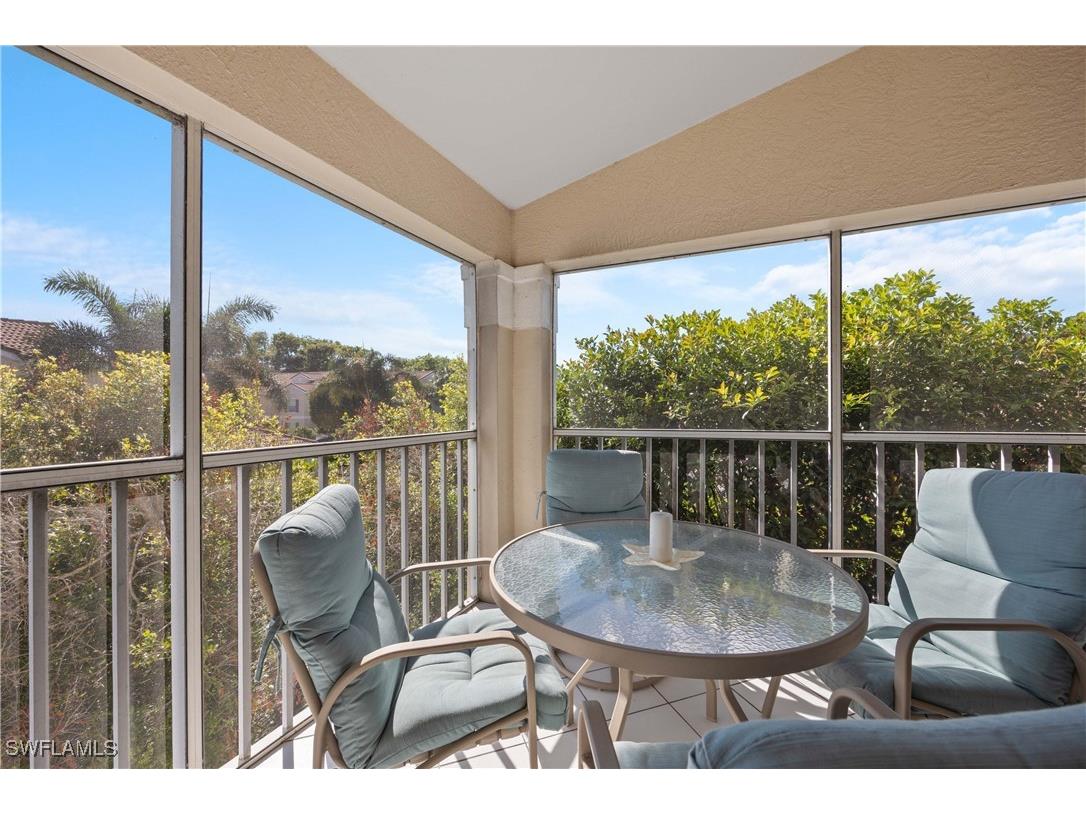 8415 Excalibur Circle #B10 Naples FL 34108 225082639 image21