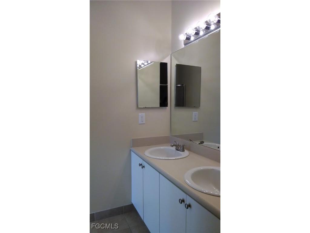 8416 Bernwood Cove Loop #1610 Fort Myers FL 33966 2025003789 image10