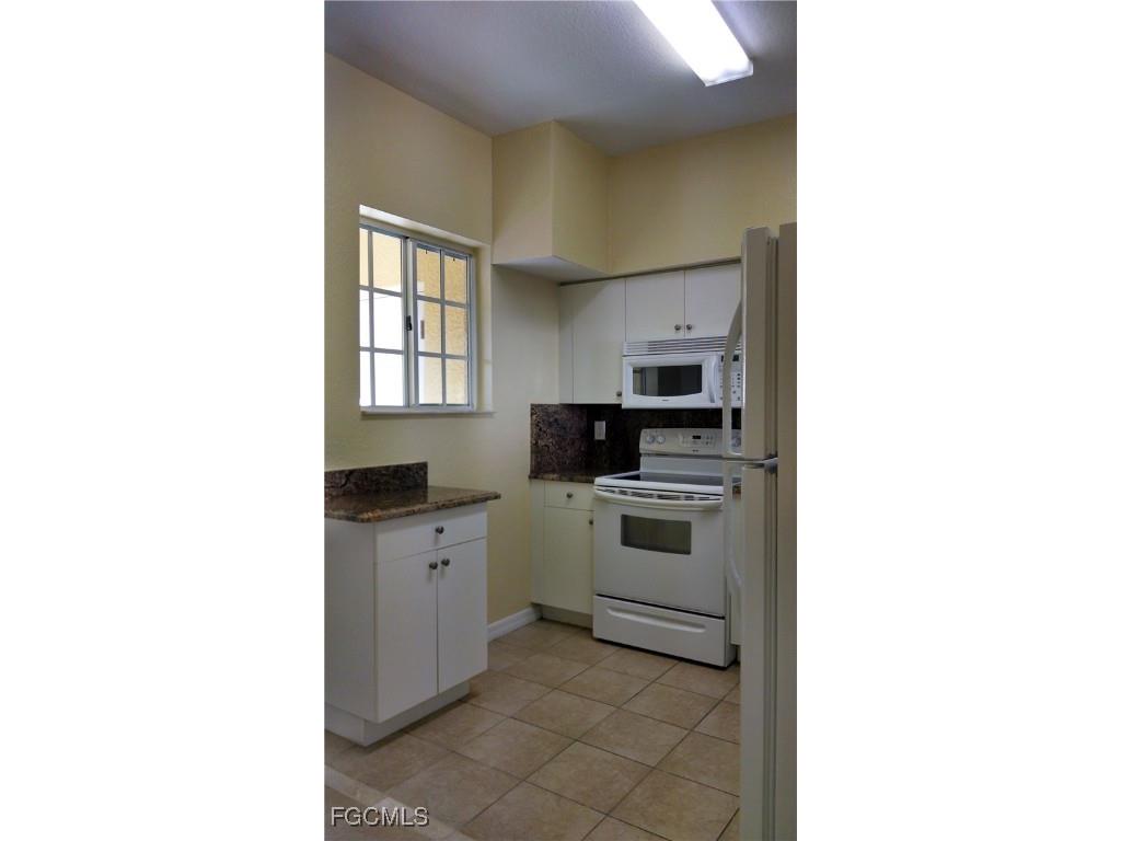 8416 Bernwood Cove Loop #1610 Fort Myers FL 33966 2025003789 image3