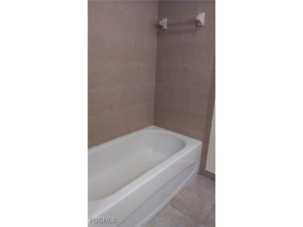 8416 Bernwood Cove Loop #1610 Fort Myers FL 33966 2025003789 image7