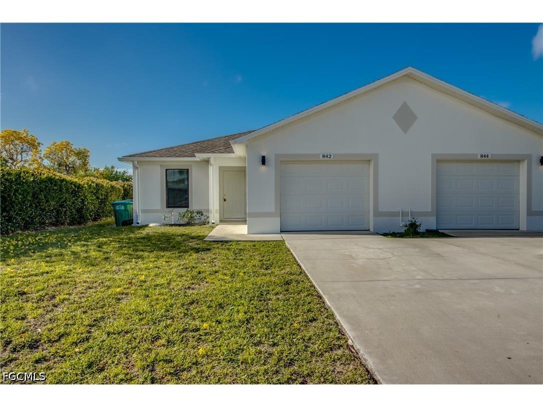 842/844 SW 39th Terrace Cape Coral FL 33914 2026010538 image3