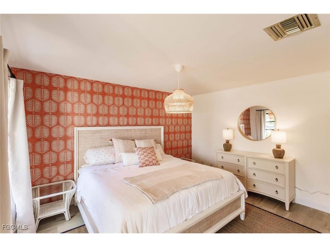 842 99th Avenue N Naples FL 34108 2026001455 image17