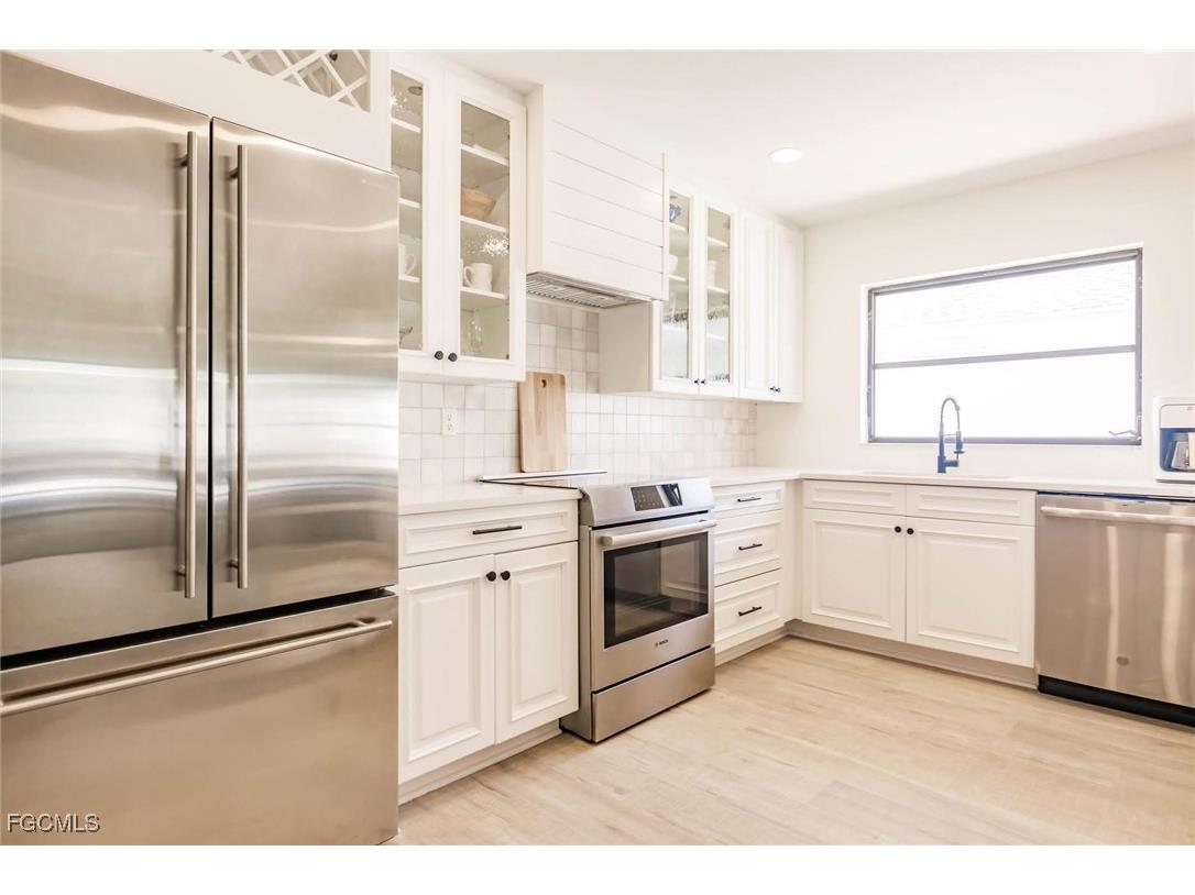 842 99th Avenue N Naples FL 34108 2026001455 image6