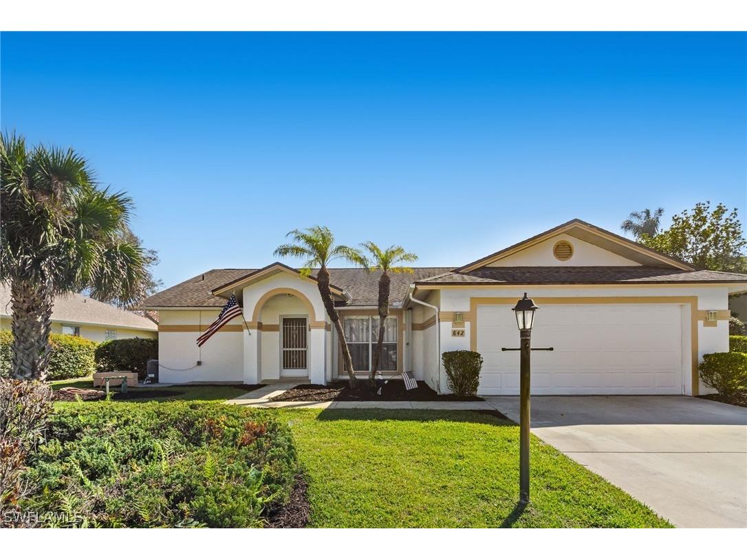 842 Charlemagne Boulevard Naples FL 34112 226008247 image1