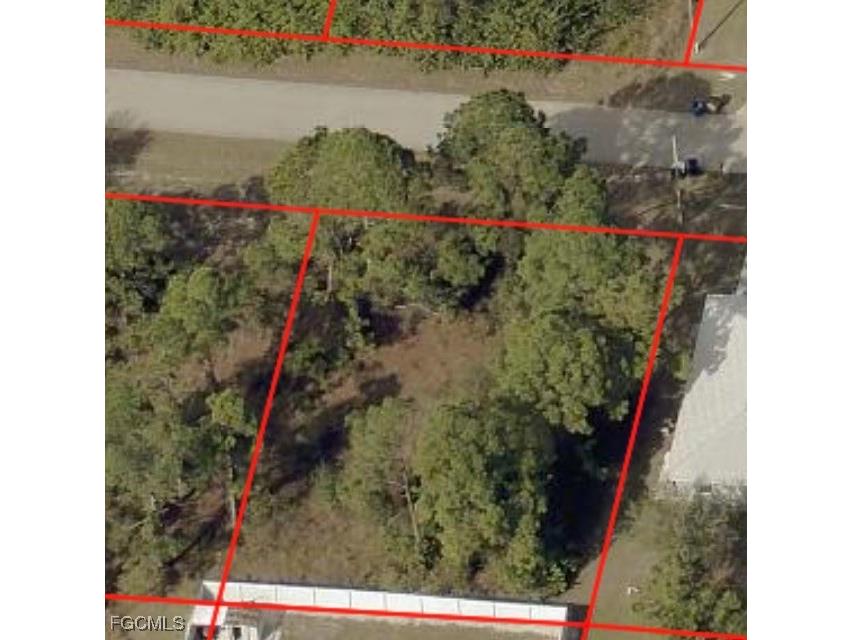 842 Chezy Street E Lehigh Acres FL 33974 2025024478 image2