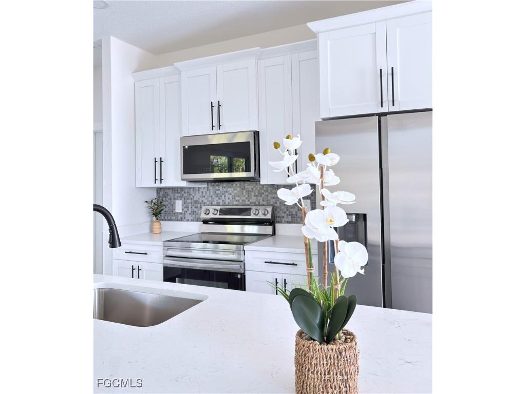 842 Giorgio Avenue S Lehigh Acres FL 33974 225054232 image3