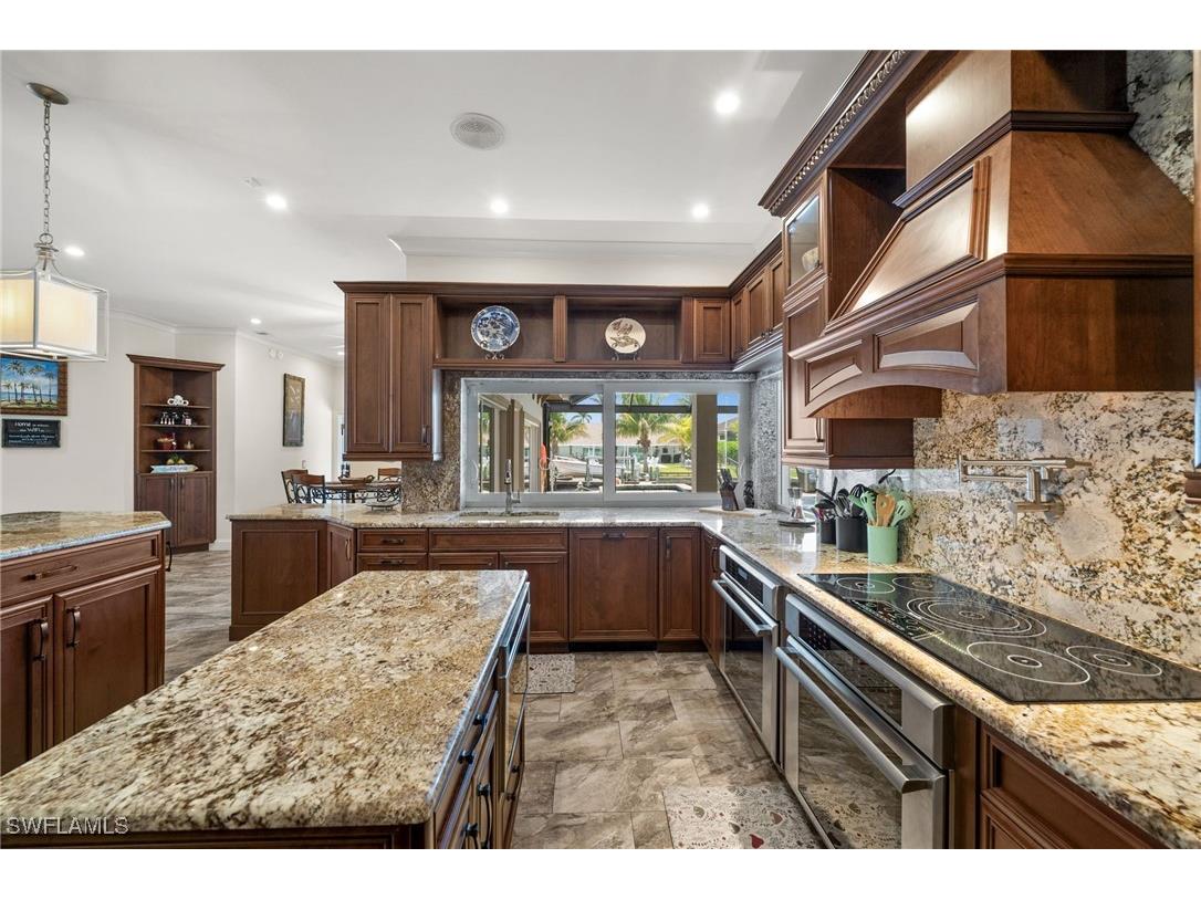 842 Miramar Court Cape Coral FL 33904 225046278 image9