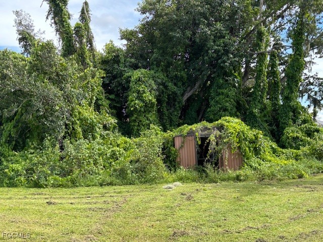 842 Whispering Pines Road Cape Coral FL 33993 2025008414 image4