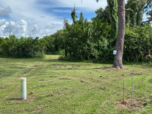 842 Whispering Pines Road Cape Coral FL 33993 2025008414 image6