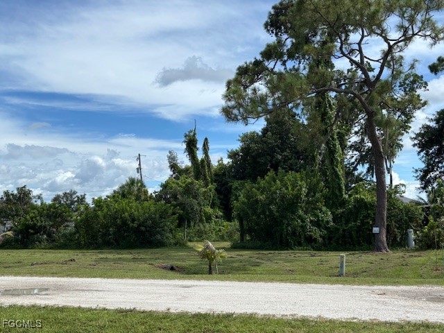 842 Whispering Pines Road Cape Coral FL 33993 2025008414 image7