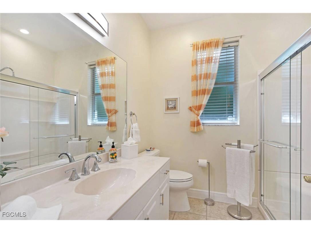 8420 Southwind Bay Circle Fort Myers FL 33908 2025023295 image22