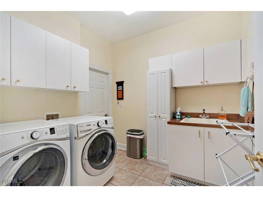 8420 Southwind Bay Circle Fort Myers FL 33908 2025023295 image23