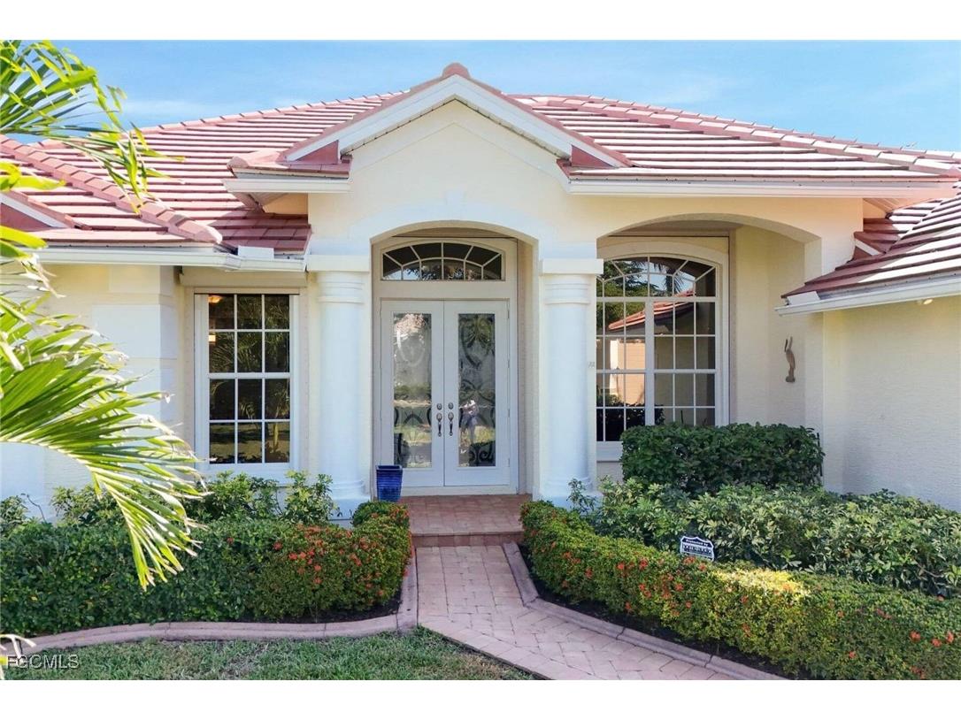 8420 Southwind Bay Circle Fort Myers FL 33908 2025023295 image3