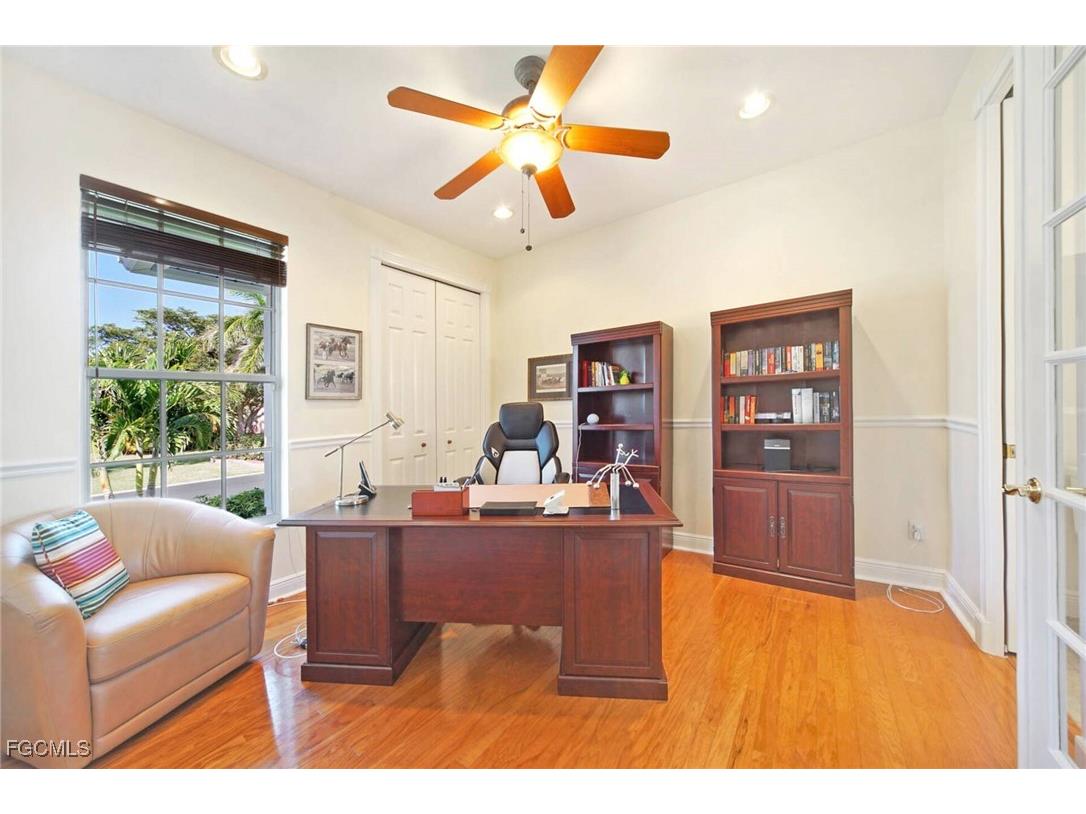 8420 Southwind Bay Circle Fort Myers FL 33908 2025023295 image8