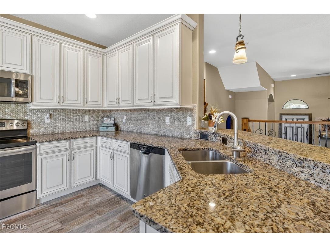 8421 Olinda Way #3608 Fort Myers FL 33912 2025010023 image25