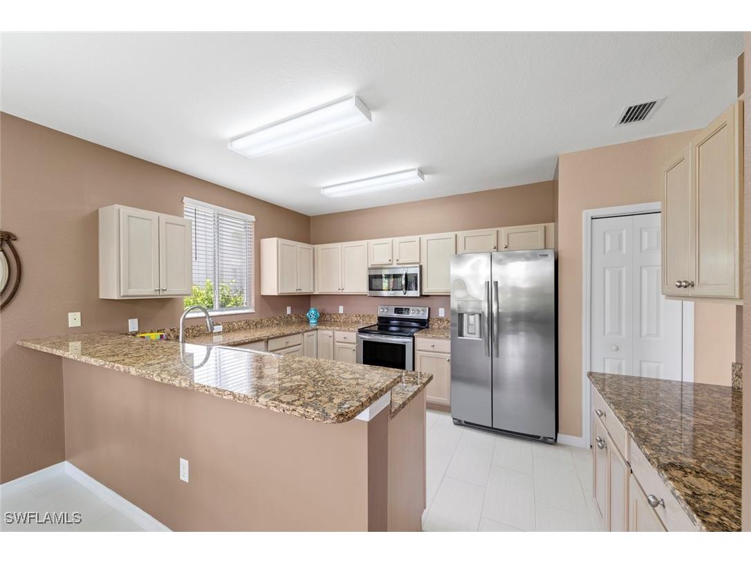 8421 Southbridge Drive #4 Estero FL 33967 225056470 image18