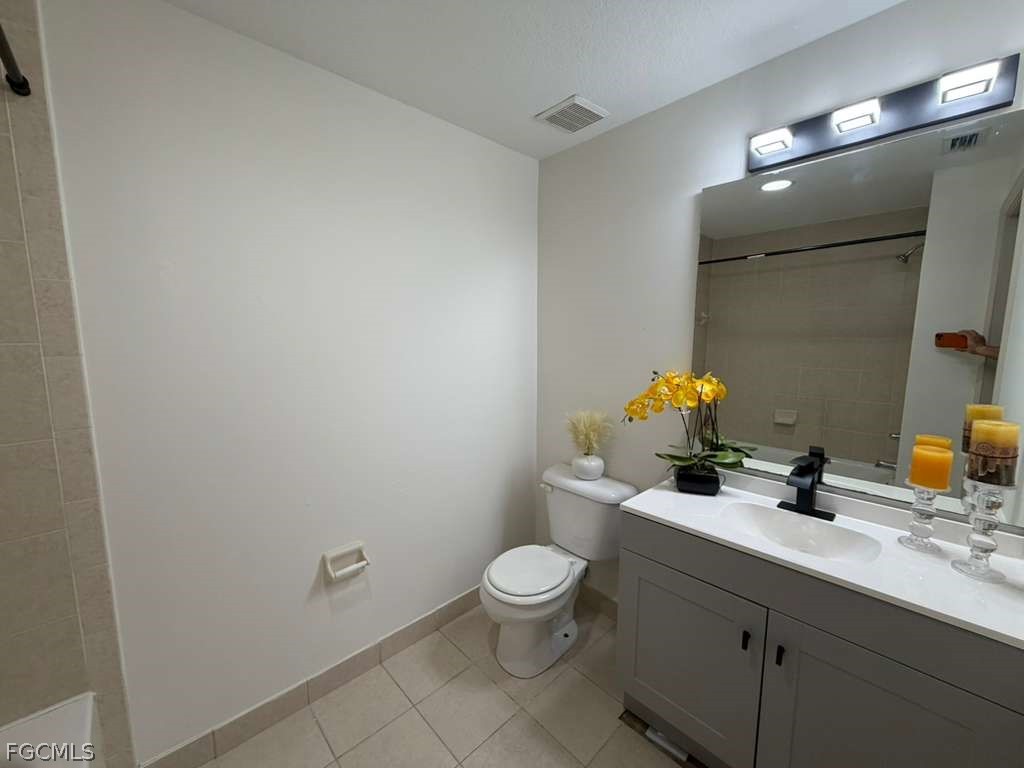 8423 Bernwood Cove Loop #401 Fort Myers FL 33966 2026009470 image8