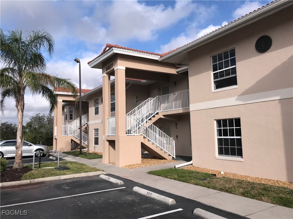 8423 Bernwood Cove Loop #403 Fort Myers FL 33966 2025000109 image5