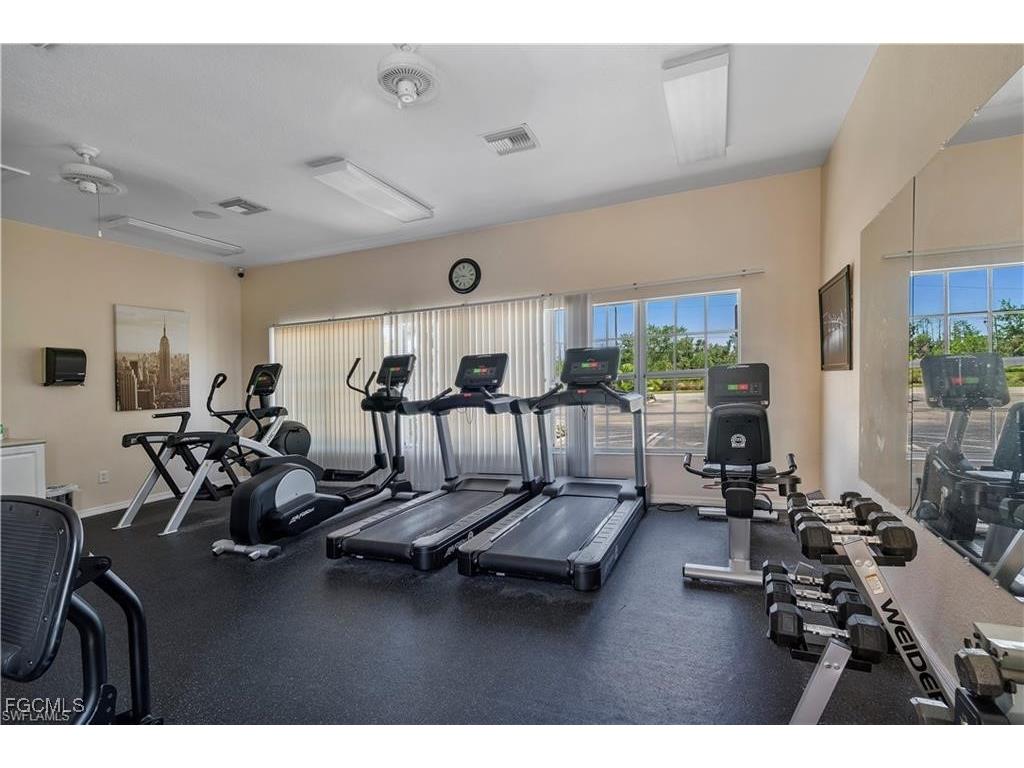 8423 Bernwood Cove Loop #403 Fort Myers FL 33966 2025000109 image7