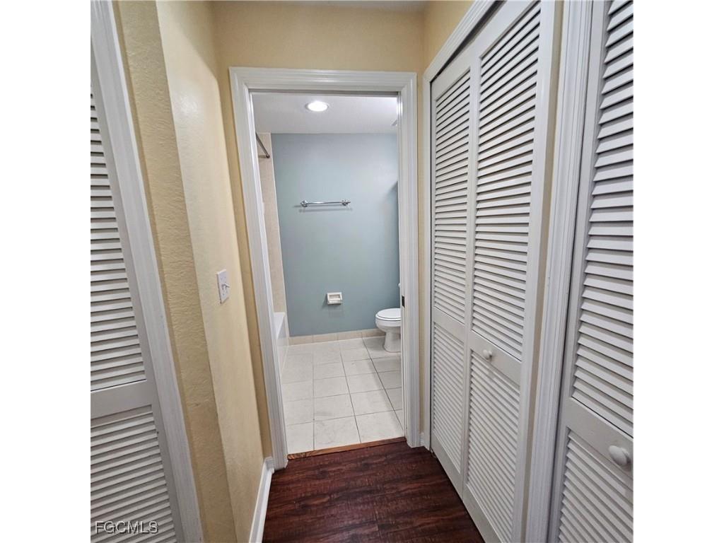 8423 Bernwood Cove Loop #409 Fort Myers FL 33966 2025013012 image11