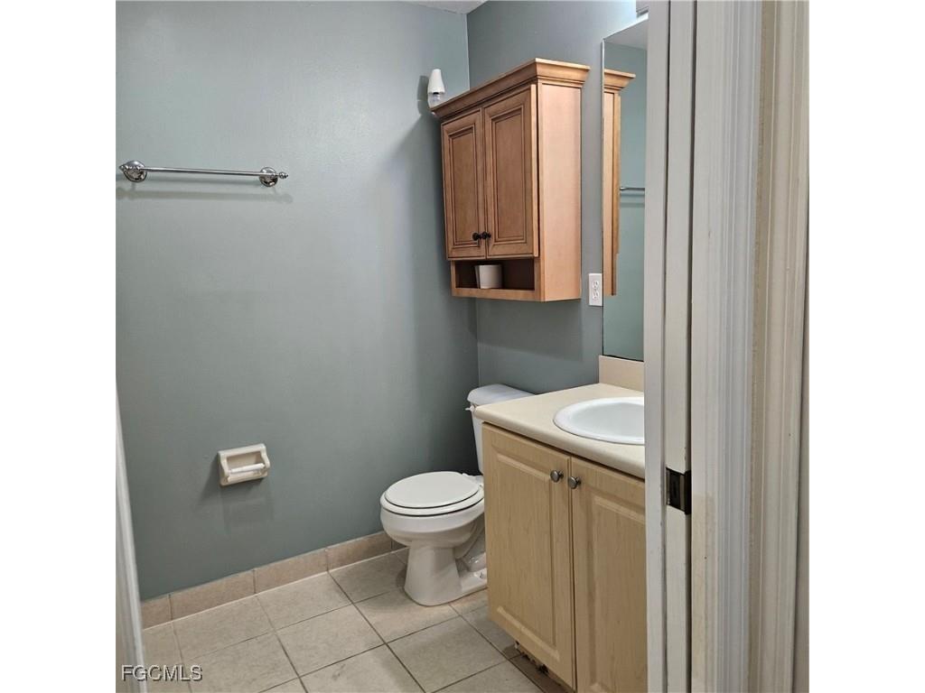 8423 Bernwood Cove Loop #409 Fort Myers FL 33966 2025013012 image15
