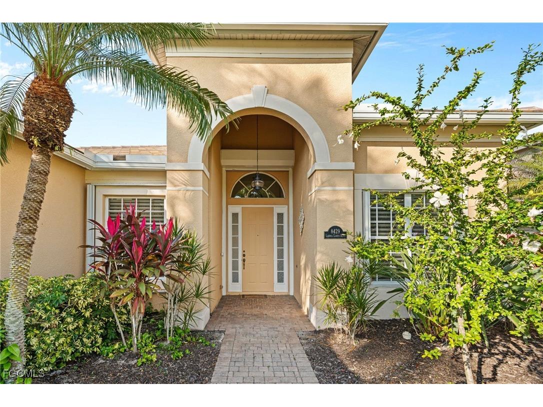 8429 Laurel Lakes Boulevard Naples FL 34119 2025022102 image2