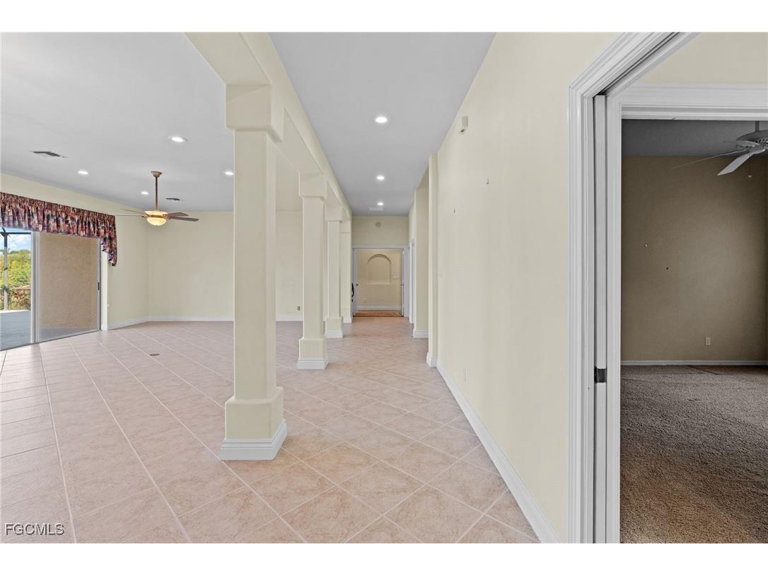 8429 Laurel Lakes Boulevard Naples FL 34119 2025022102 image7