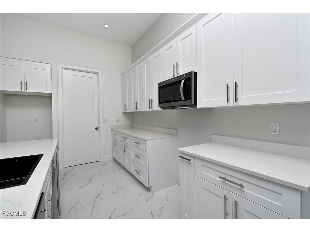 843 Burns Avenue S Lehigh Acres FL 33974 2025022661 image11