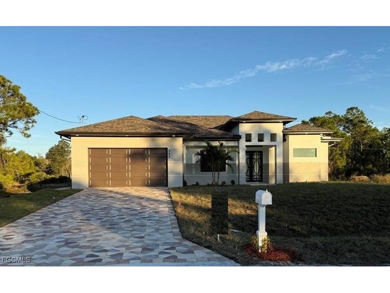 843 Burns Avenue S Lehigh Acres FL 33974 2025022661 image3